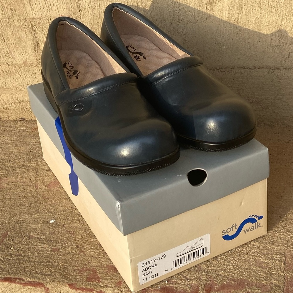 Softwalk Women’s Adora Slip-On Clog Navy Leather Sz 11.5N Shoes